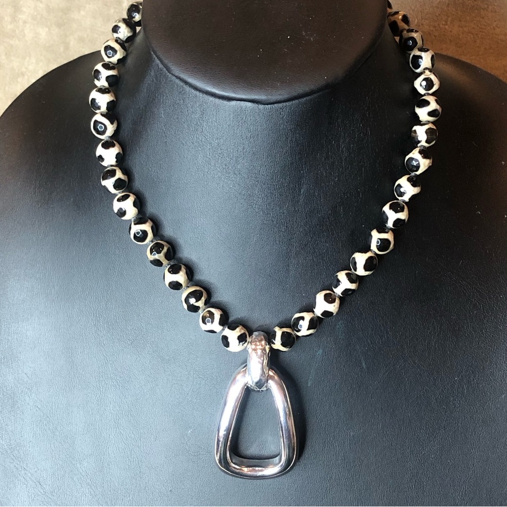 SIMON SEBBAG Tortoise Shell Agate Necklace with Sterling Silver Modern Pendant